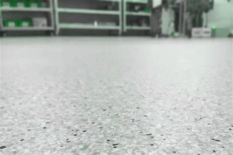 La importancia de los suelos conductivos en la industria .